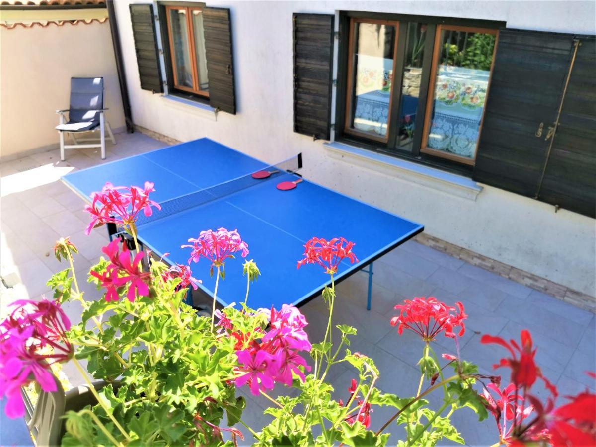 Villa Salvia - Holiday House With Pool - Jurdani Ngoại thất bức ảnh